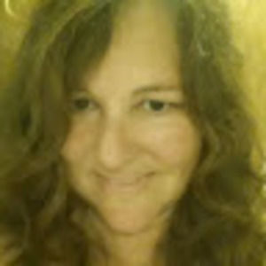 Meet your Posher, Jacqueline